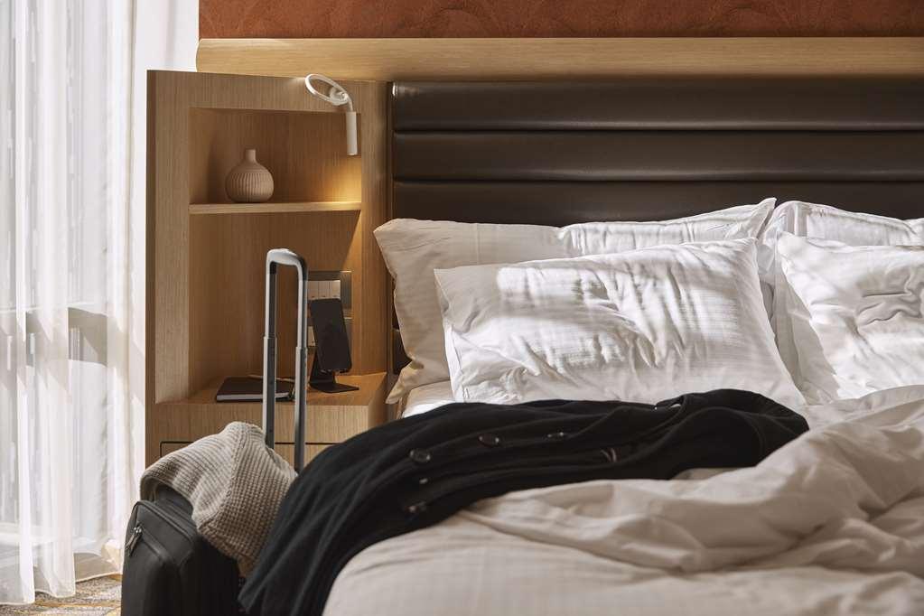 Rydges Australia Square
